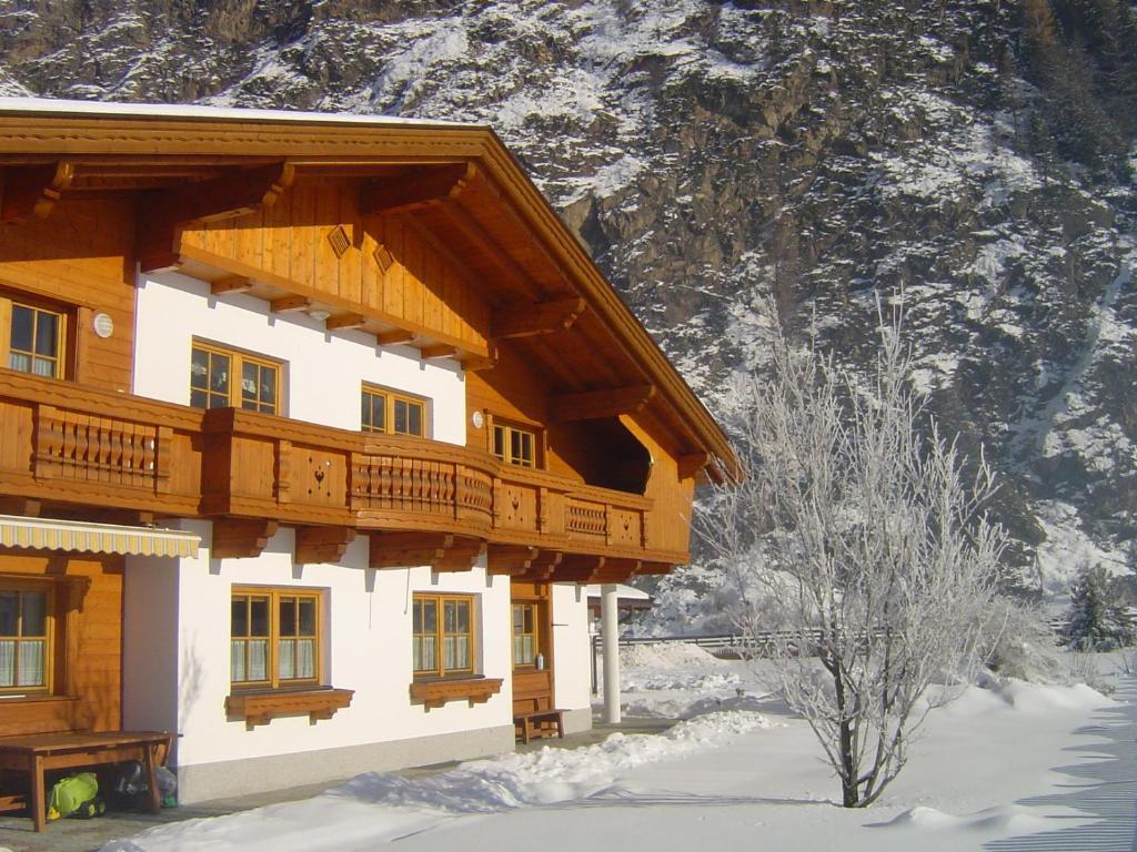 Gstreinhof Längenfeld Buitenkant foto