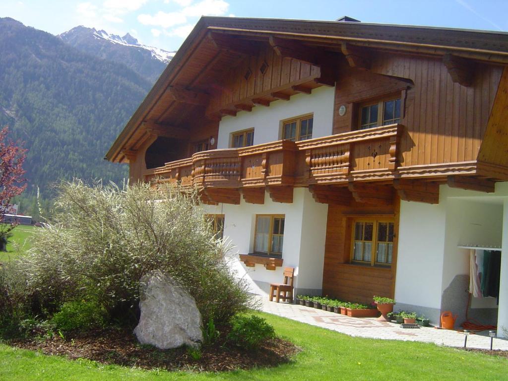 Gstreinhof Längenfeld Buitenkant foto